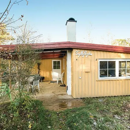 Three-bedroom Holiday In 펜션