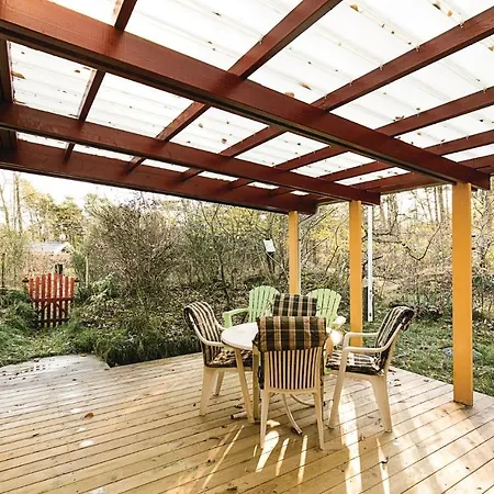 펜션 Three-bedroom Holiday In